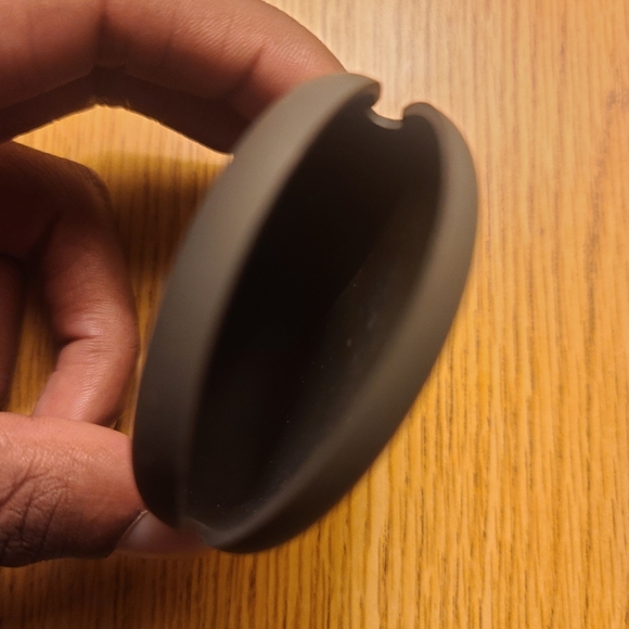 Protective Silicone Headphones/Earbuds Case | Gray - Picture 2 of 3